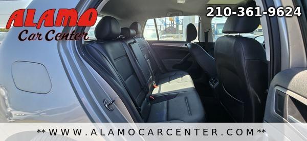 Photo of 2015 Silver Volkswagen Golf