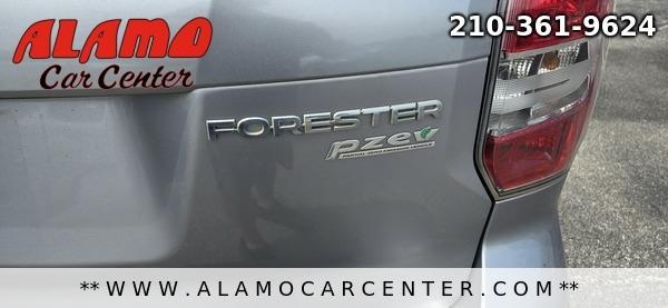 Photo of 2015 Ice Silver Metallic Subaru Forester