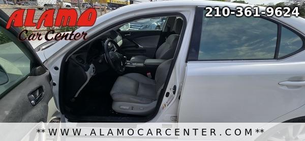 Photo of 2008 White Lexus IS 250