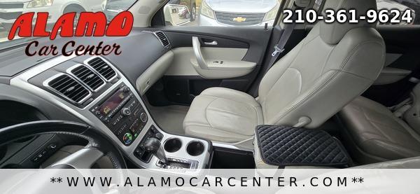Photo of 2008 White GMC Acadia