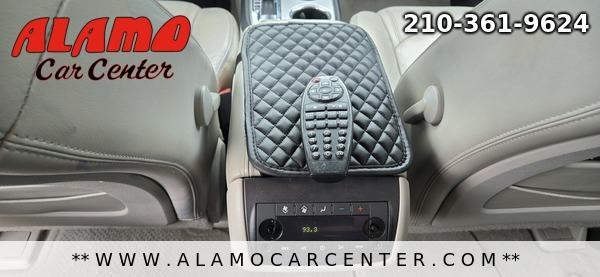 Photo of 2008 White GMC Acadia
