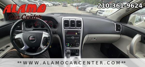 Photo of 2008 White GMC Acadia