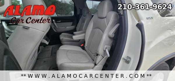 Photo of 2008 White GMC Acadia