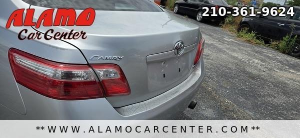 Photo of 2009 Silver Toyota Camry