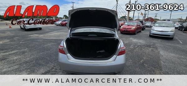 Photo of 2009 Silver Toyota Camry