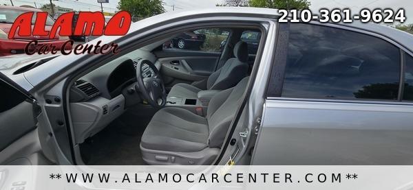 Photo of 2009 Silver Toyota Camry