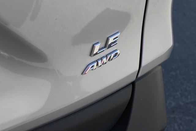 Photo of 2024 Silver Sky Toyota RAV4