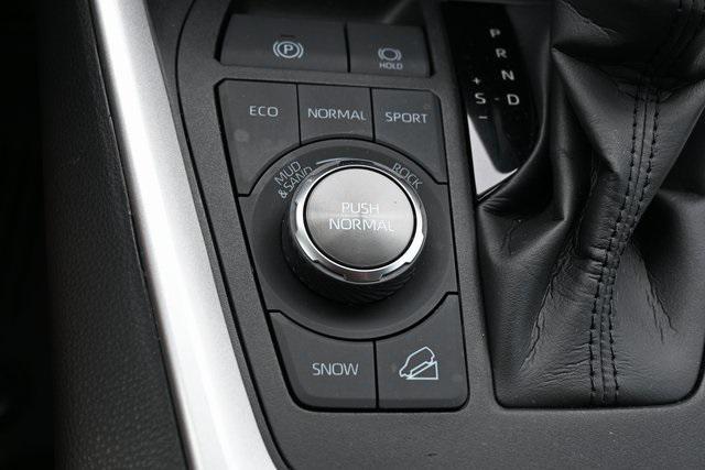 Photo of 2024 Midnight Black Metallic Toyota RAV4