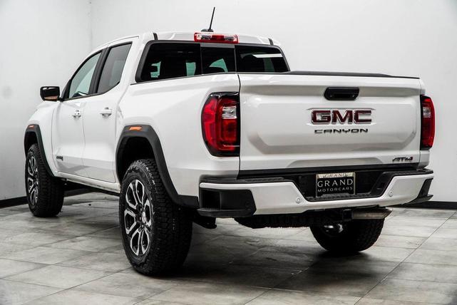 Photo of 2023 Summit White GMC Canyon