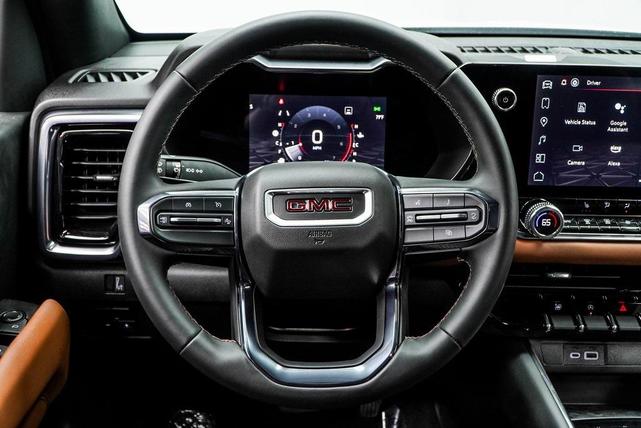 Photo of 2023 Summit White GMC Canyon