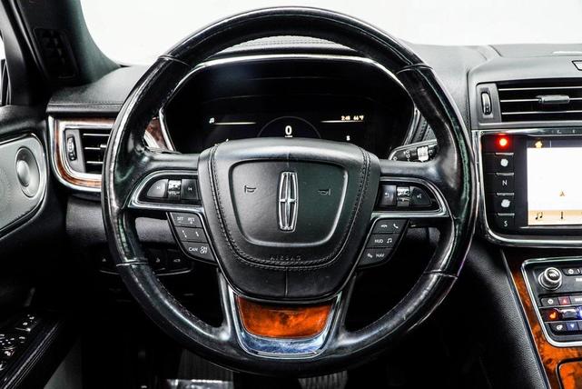 Photo of 2018 Magnetic Gray Metallic Lincoln Continental