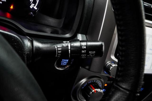 Photo of 2021 Super White Toyota 4Runner