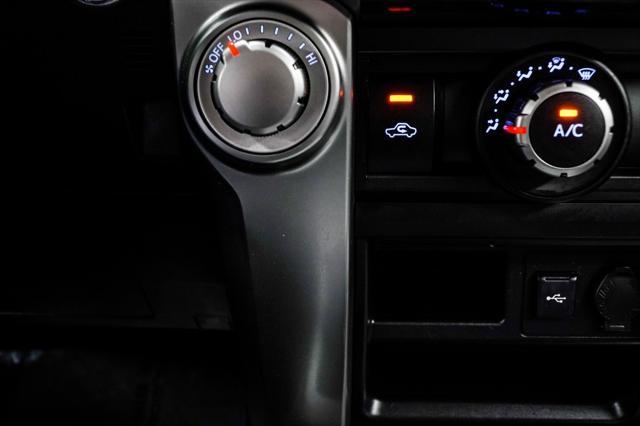 Photo of 2021 Super White Toyota 4Runner