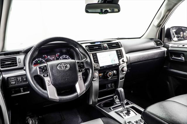 Photo of 2021 Super White Toyota 4Runner