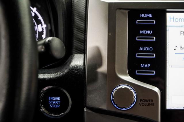 Photo of 2021 Super White Toyota 4Runner