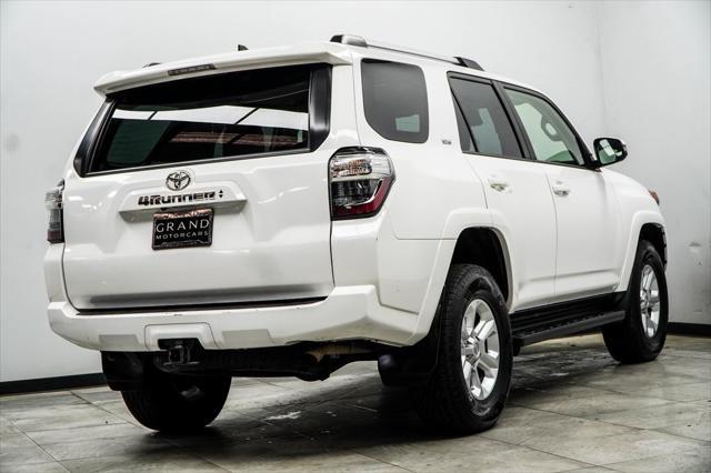Photo of 2021 Super White Toyota 4Runner