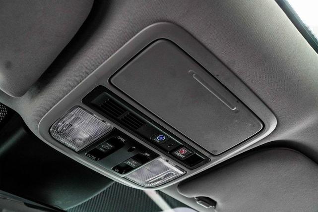 Photo of 2022 Platinum White Pearl Honda Odyssey