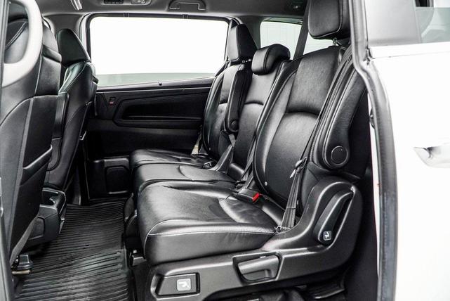 Photo of 2022 Platinum White Pearl Honda Odyssey