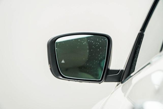 Photo of 2021 Bianco Maserati Levante