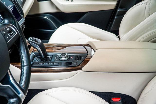 Photo of 2021 Bianco Maserati Levante