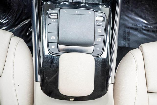 Photo of 2021 White Mercedes-Benz GLA 250