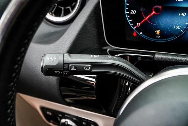 Photo of 2021 White Mercedes-Benz GLA 250