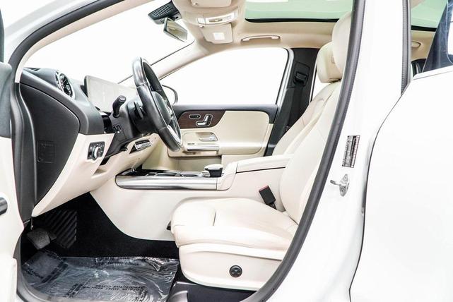 Photo of 2021 White Mercedes-Benz GLA 250