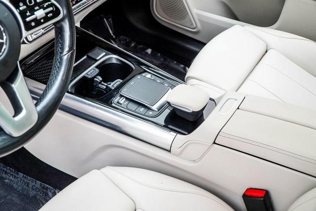 Photo of 2021 White Mercedes-Benz GLA 250