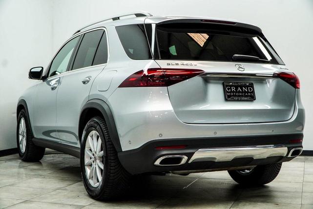 Photo of 2024 Cirrus Silver Metallic Mercedes-Benz GLE 450 Plug-In Hybrid