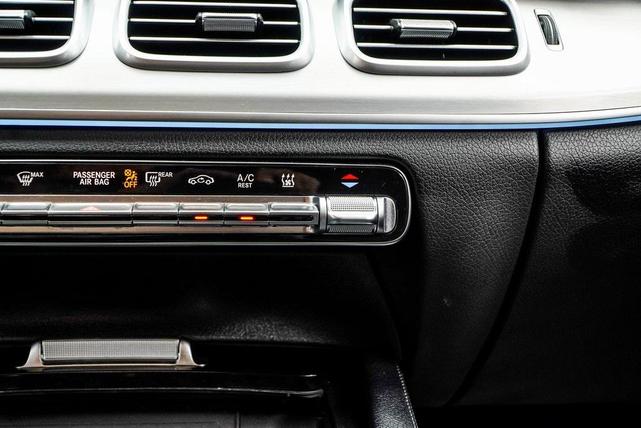 Photo of 2024 Cirrus Silver Metallic Mercedes-Benz GLE 450 Plug-In Hybrid