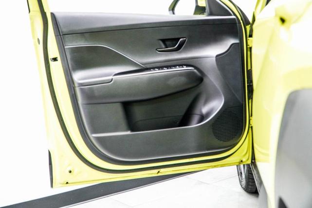 Photo of 2024 Neoteric Yellow Hyundai KONA