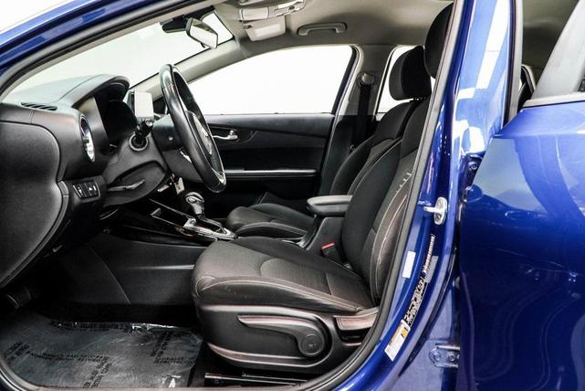 Photo of 2019 Deep Sea Blue Kia Forte