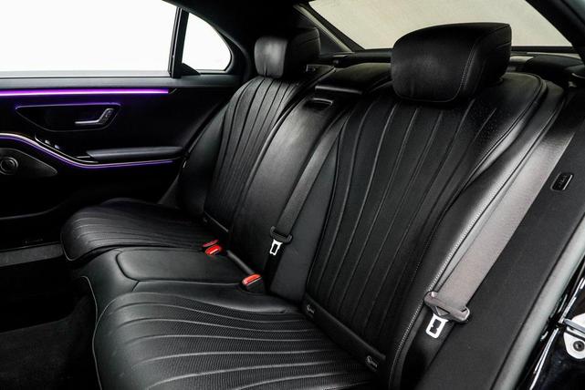 Photo of 2022 Black Mercedes-Benz S-Class