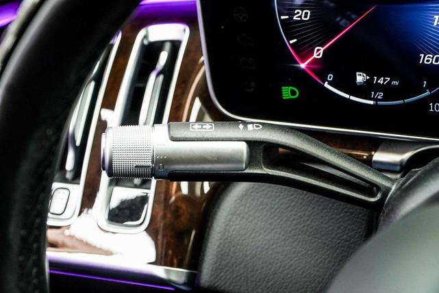 Photo of 2022 Black Mercedes-Benz S-Class