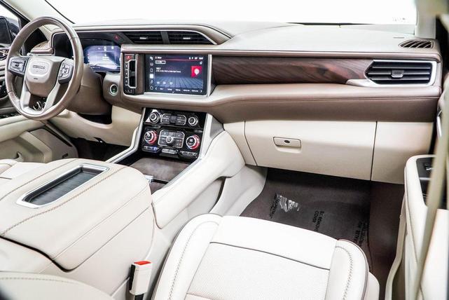 Photo of 2022 Midnight Blue Metallic GMC Yukon XL