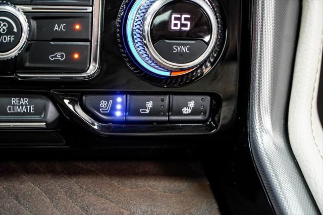 Photo of 2022 Midnight Blue Metallic GMC Yukon XL