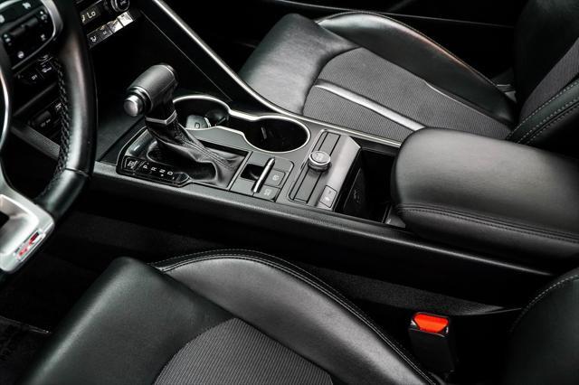 Photo of 2022 Glacial White Pearl Kia K5
