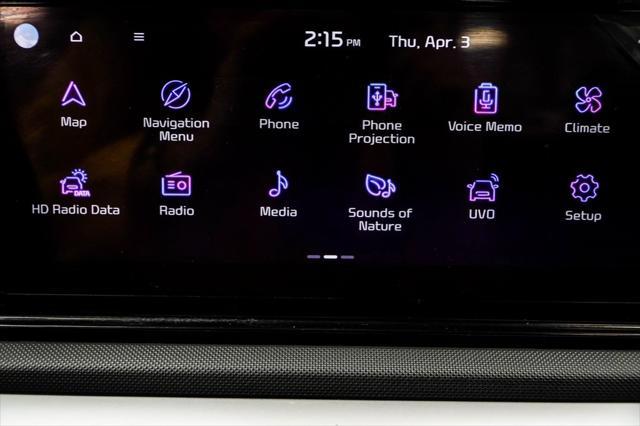 Photo of 2022 Glacial White Pearl Kia K5
