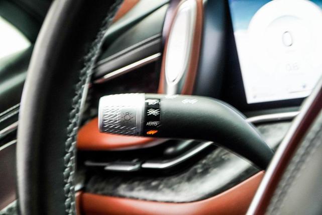Photo of 2023 Verbier White Genesis G90
