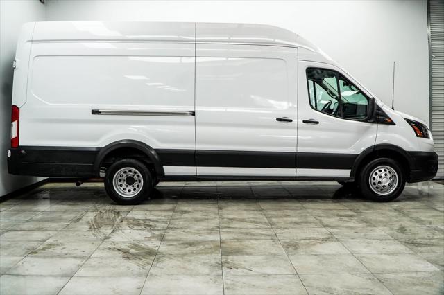 Photo of 2024 Oxford White Ford Transit-350