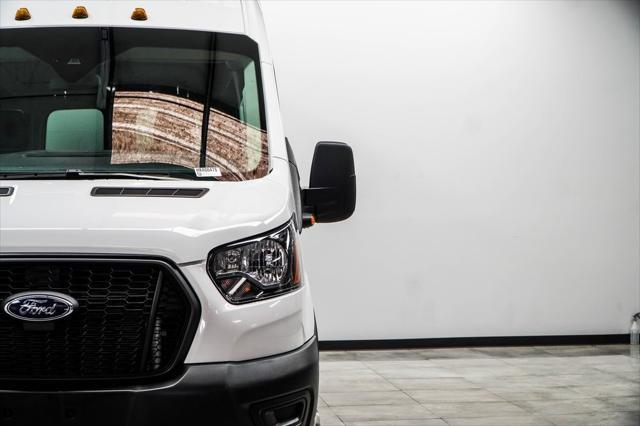 Photo of 2024 Oxford White Ford Transit-350