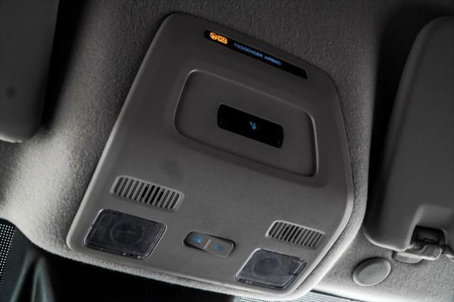Photo of 2024 Oxford White Ford Transit-350