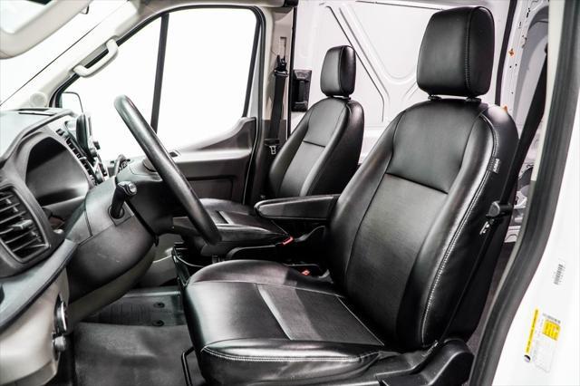 Photo of 2024 Oxford White Ford Transit-350
