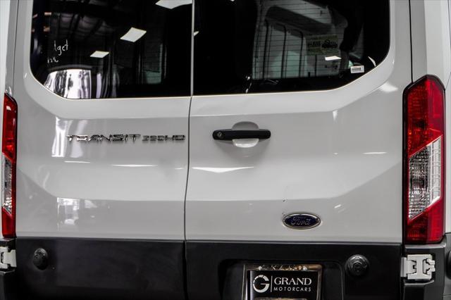 Photo of 2024 Oxford White Ford Transit-350