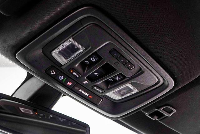 Photo of 2021 Summit White GMC Sierra 1500