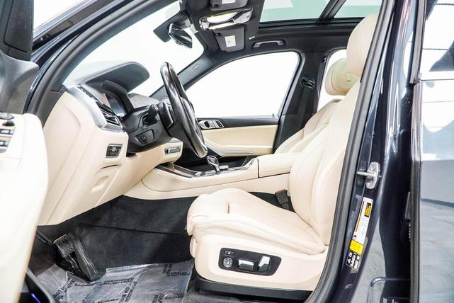 Photo of 2022 Arctic Grey Metallic BMW X5