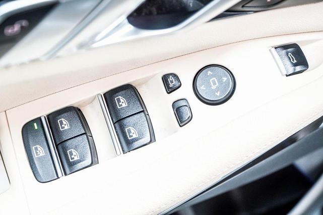Photo of 2022 Arctic Grey Metallic BMW X5