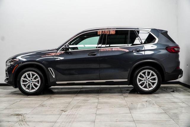 Photo of 2022 Arctic Grey Metallic BMW X5