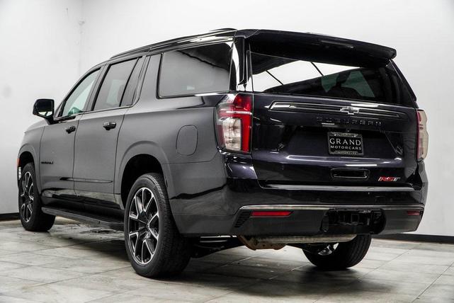 Photo of 2022 Dark Ash Metallic Chevrolet Suburban