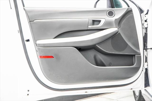 Photo of 2023 Serenity White Hyundai SONATA